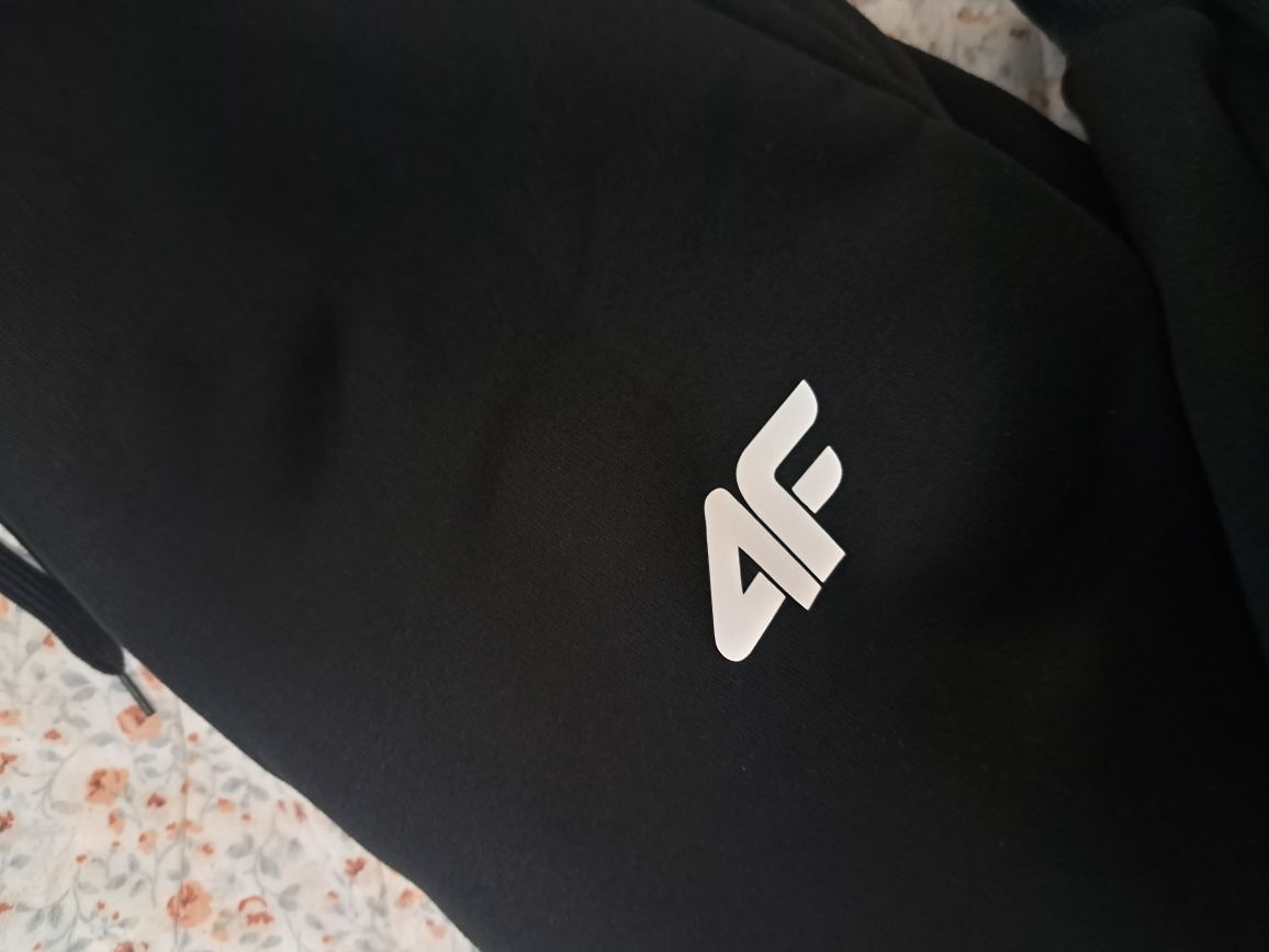 Dresy unisex 4F rozmiar M [NOWE]