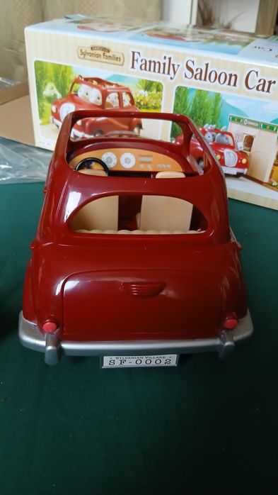 Скидка!!Sylwanian families .Красная  с багажником и гриле.
