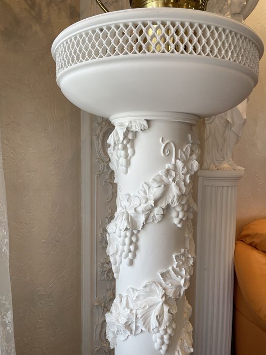 Колони з гіпсу для декору