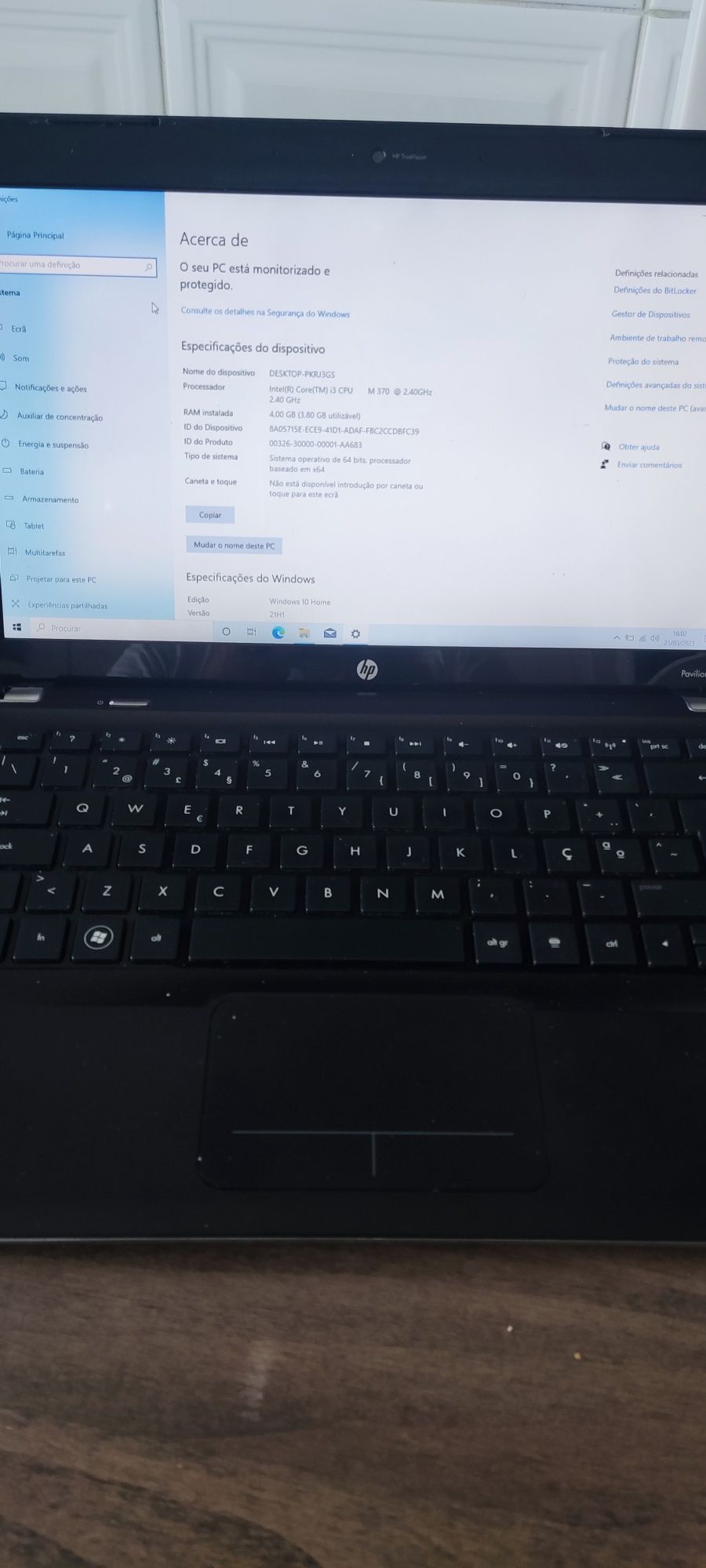 HP i3 model. Pavilion dv3