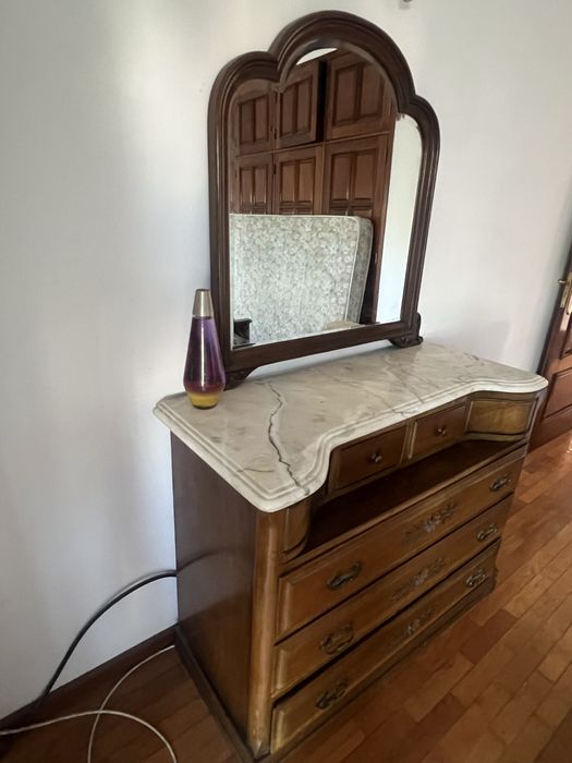 Mobilia completa com cama de casal