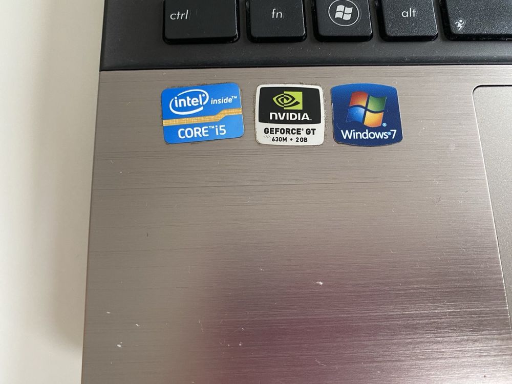 Laptop Asus R500VM-SX131V i5-3210M/8GB/250GB SSD