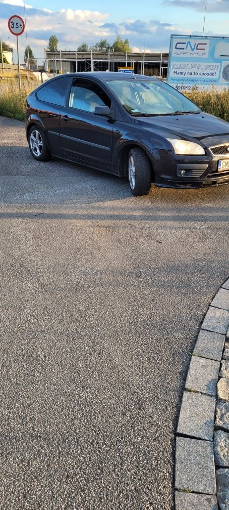 Ford focus pełen bak paliwa
