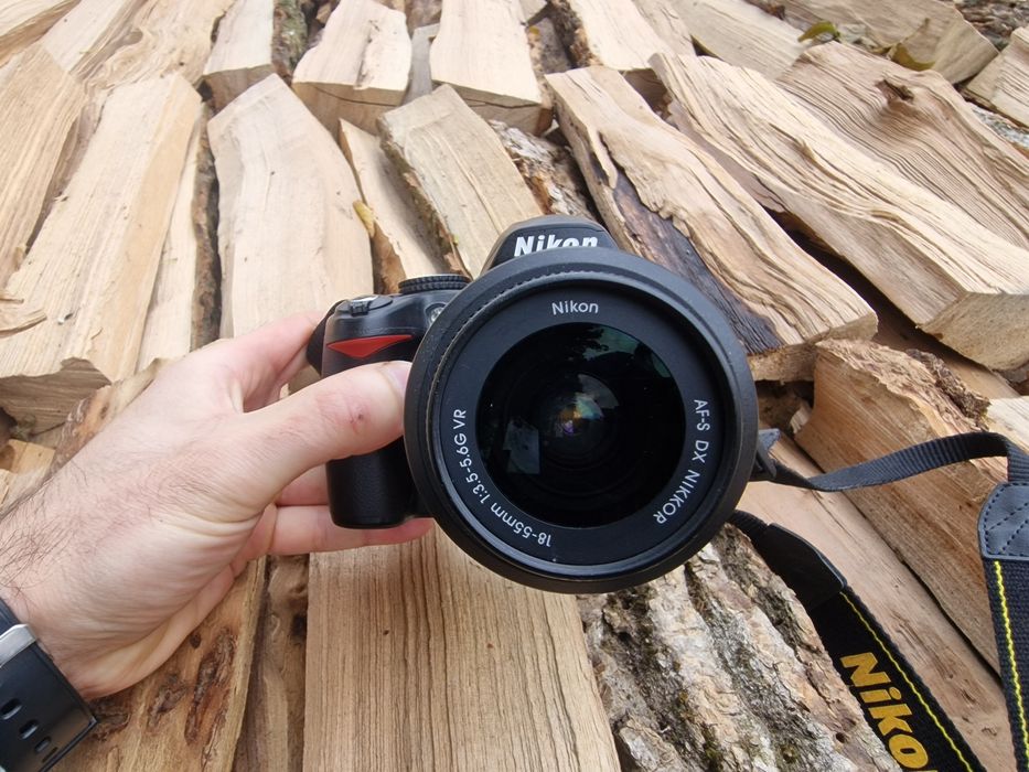 Проф дзеркальний фотоапарат Nicon D3000