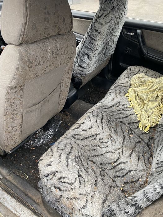 Волга 3110 на ходу з газом