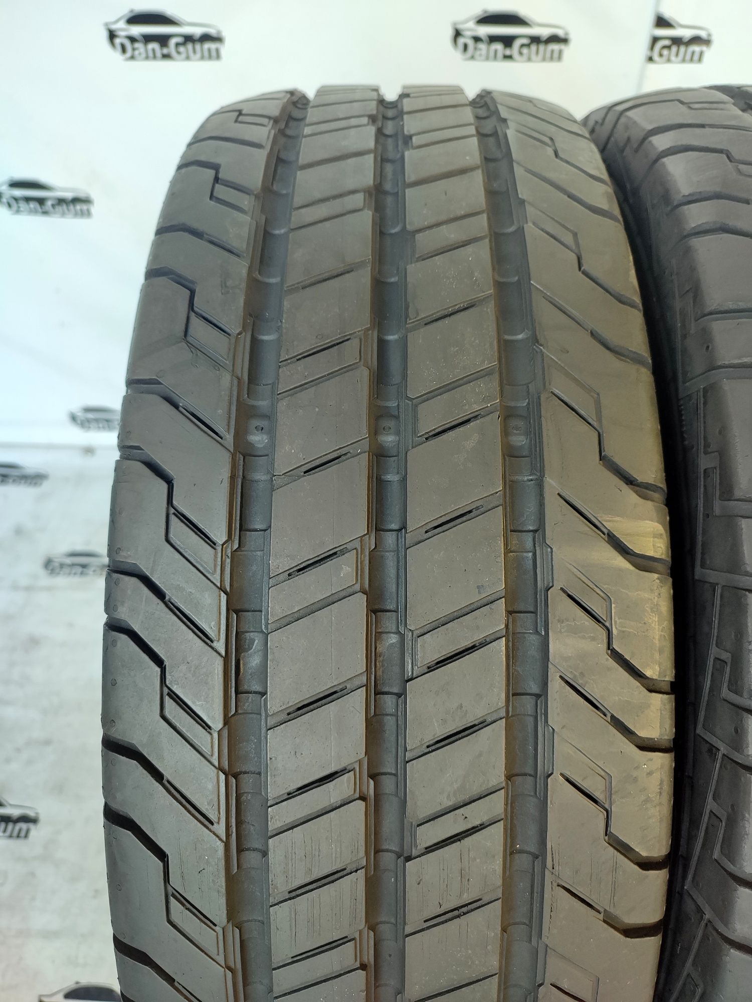 225/65 R 16C Continental Conti Van Contact 100 Jak Nowe