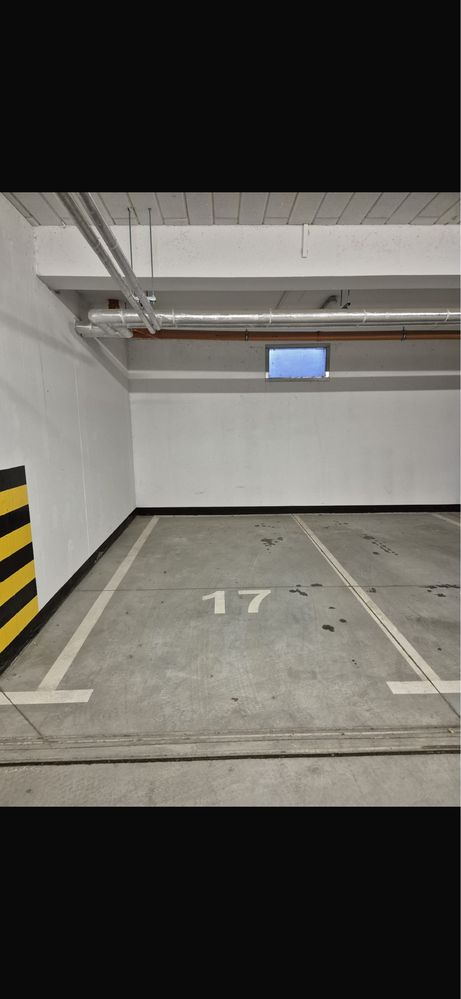 Miejsce Parking. w garażu podz. ul. Stawowa 57 bądź 59 i Tęczowa