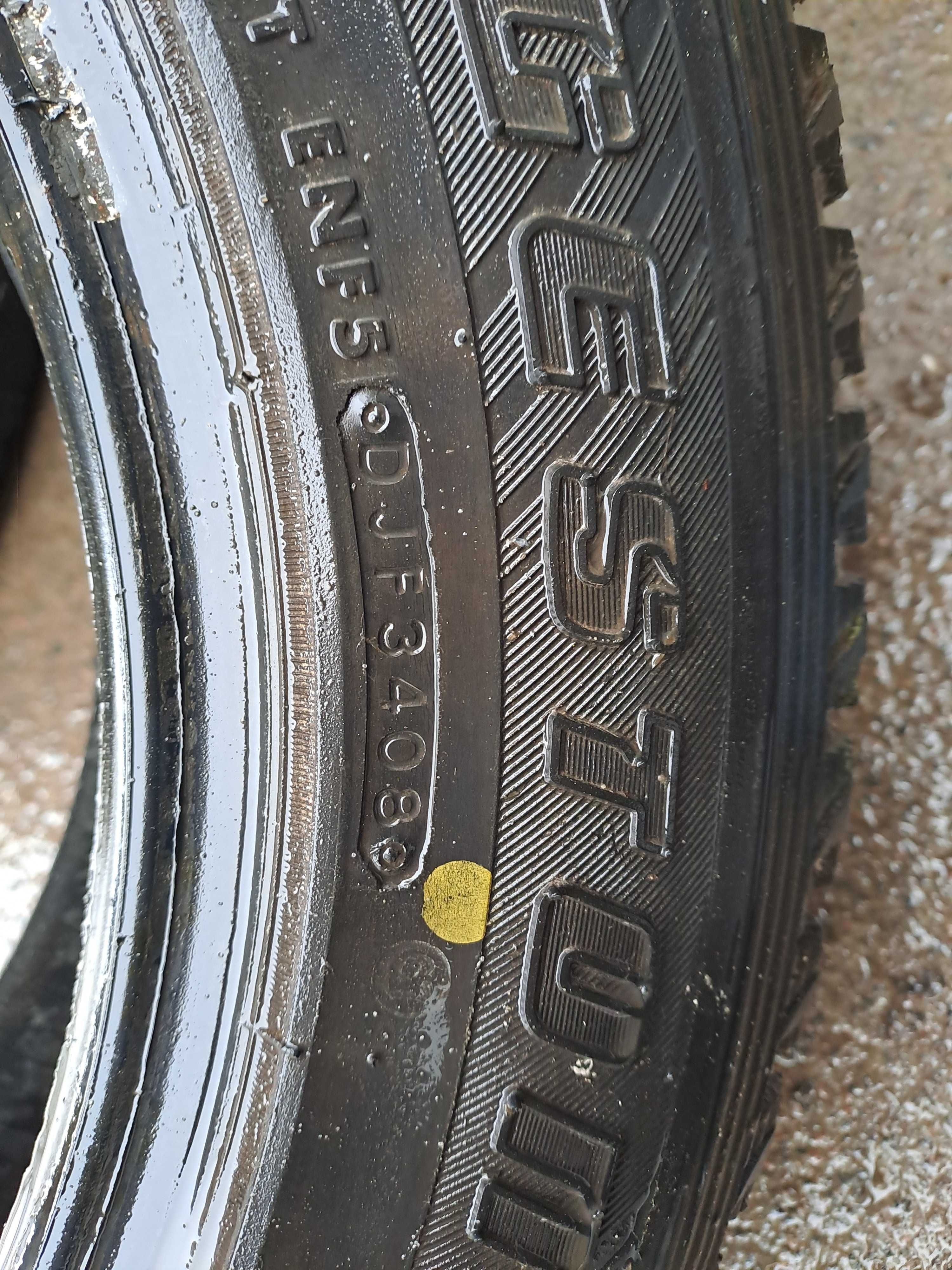 Шини зимові Bridgestone Blizzak 225/65 R17 Б/У. Не дорого.