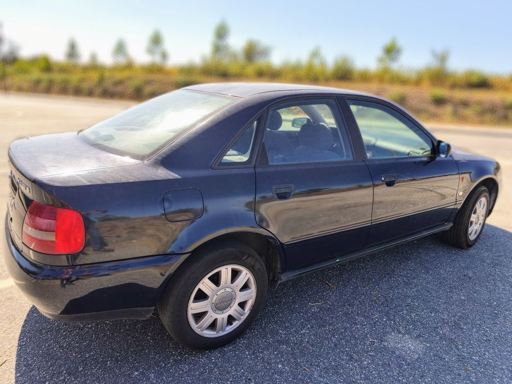 Audi A4 1.9 gasóleo