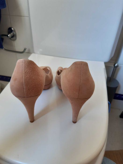 Sapatos de salto zilian