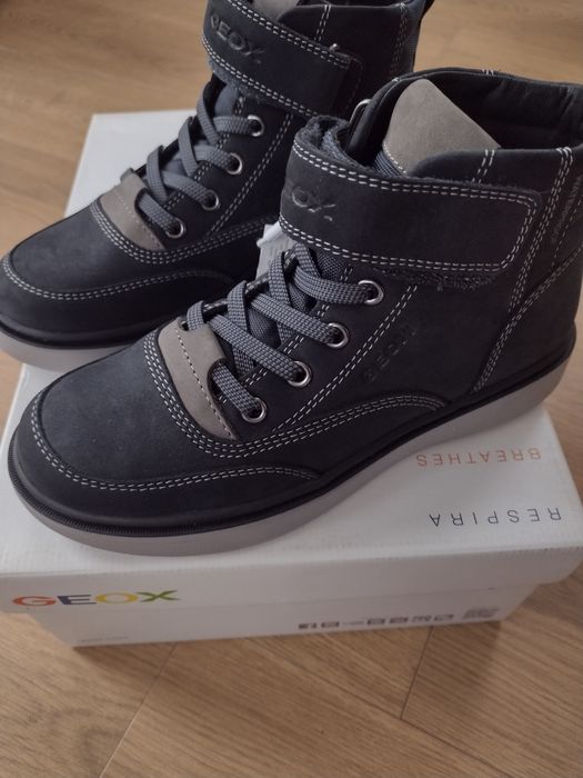 Buty Geox dla chłopca rozm. 32 nowe