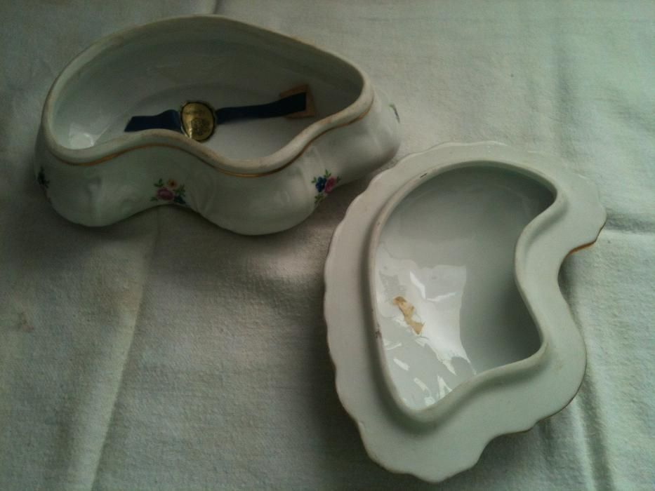 Antiguidade Porcelana - porta joias grande F Limoges - marca ca