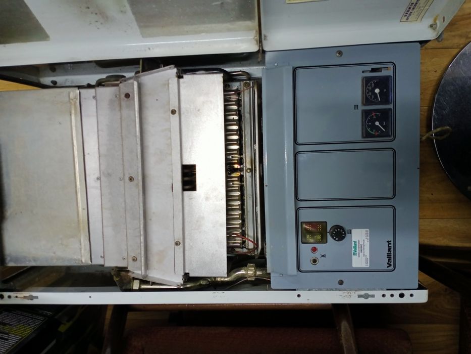 Sprzedam piec dwufunkcyjny Vaillant