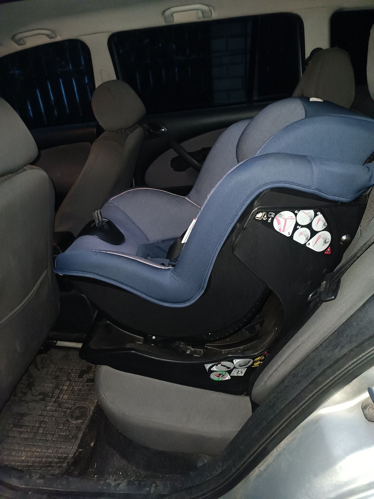 Автокресло Chicco Oasys 1 isofix