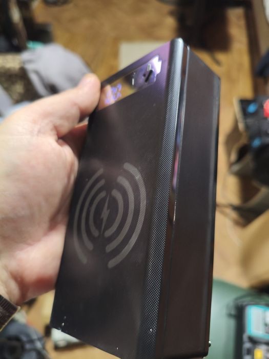 Павербанк 44000 mAh. 5 портов, скоростная зарядка.