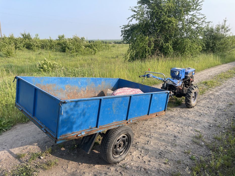Продам мотоблок Зубр з прицепом,фриза,косарка