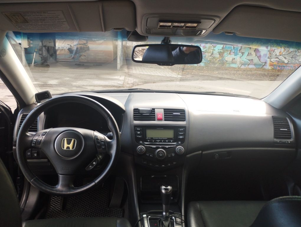 Honda accord 2007 р. 5000 тис.