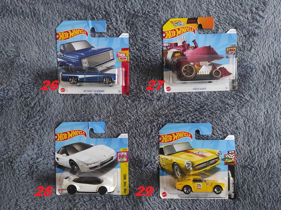 Бетмен Бетмобіль Hot Wheels Хот Віллс