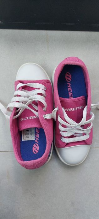 Tenis com rodinhas Heelys x2