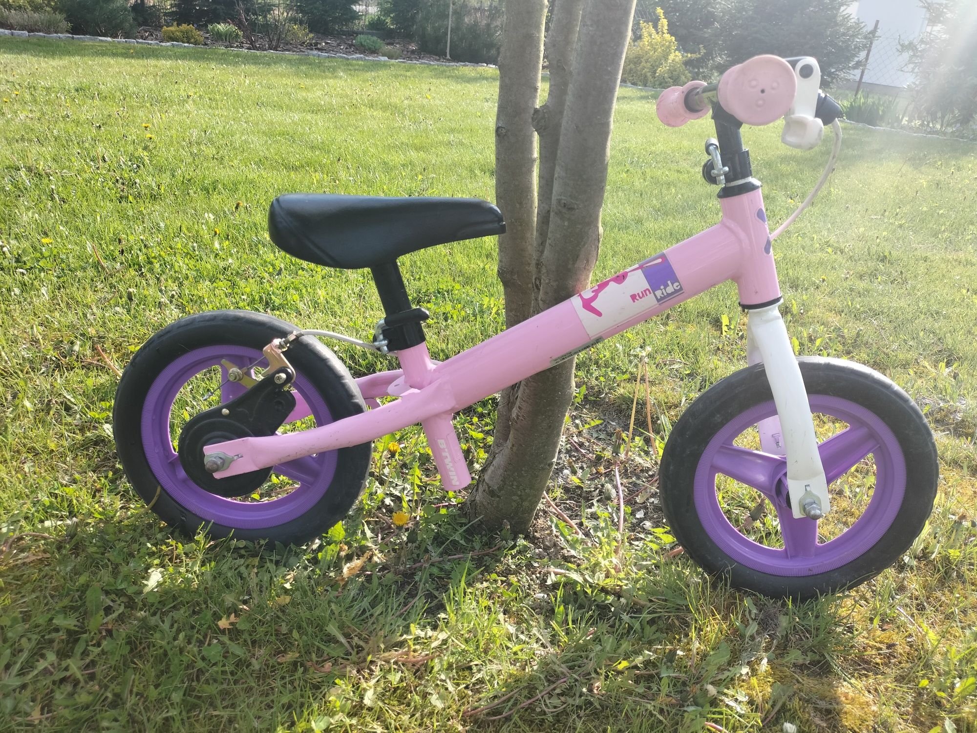 Rowerek biegowy metalowy btwin różowy dla dziewczynki