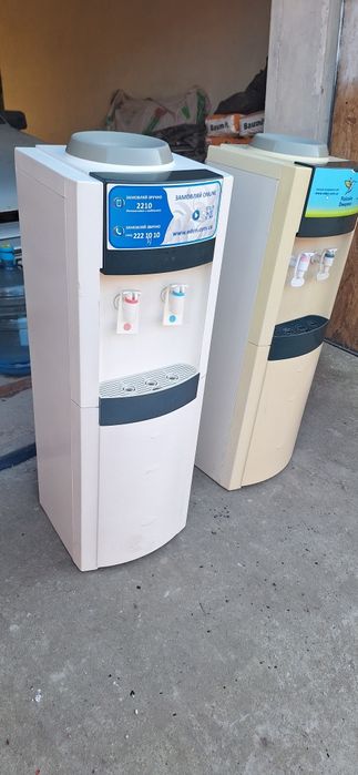 Кулір для води відмінний стан.