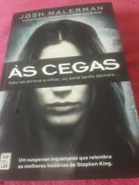 Vende se Livro Às Cegas