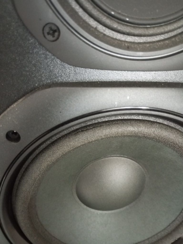 Zestaw audio amplituner Denon, kolumny Tonsil , subwoofer Yamaha