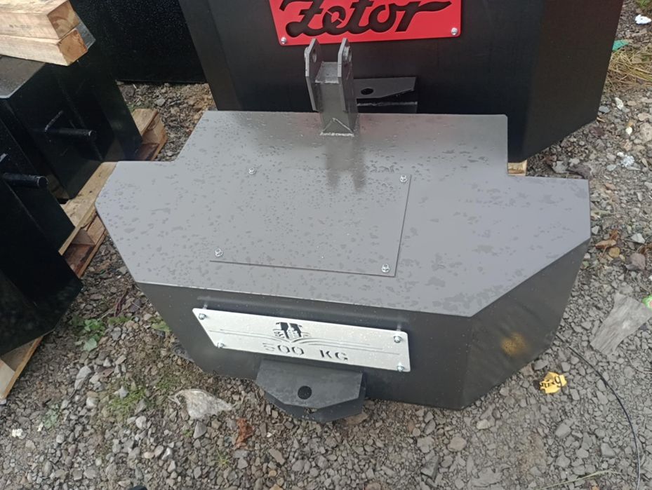 Balast na TUZ przód/tył  od 200 do 800 kg z LOGO Twojego Ciągnika