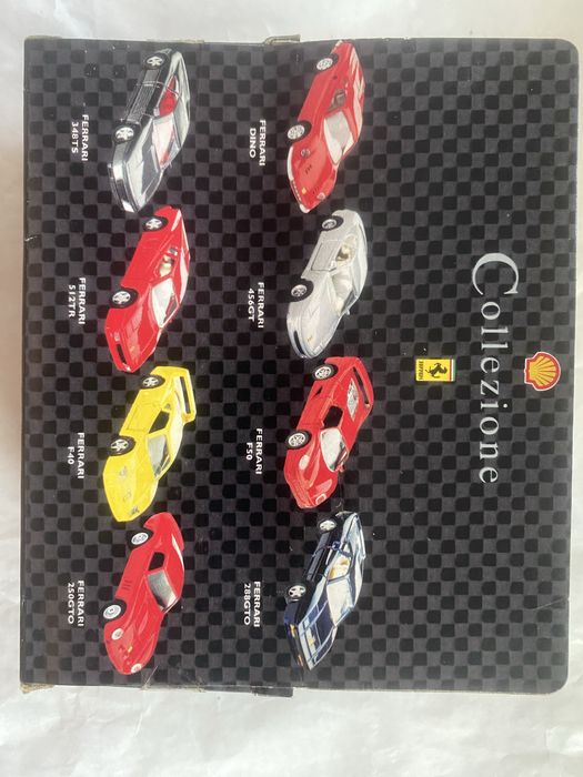 Coleção de 8 Ferrari