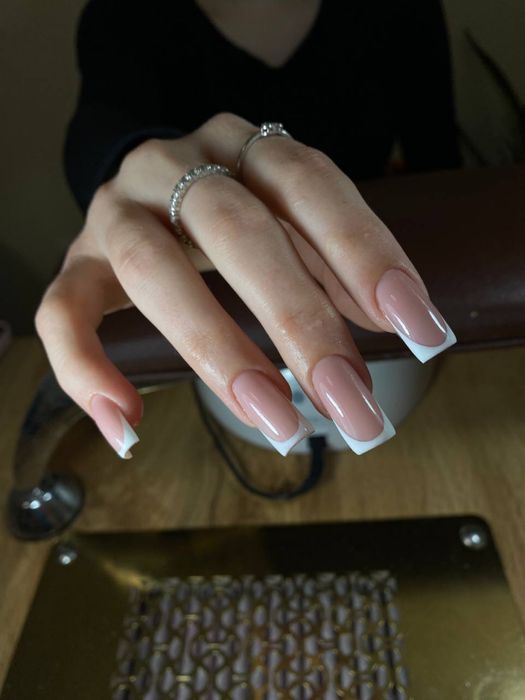 Манікюр. Нарощення. Нігті