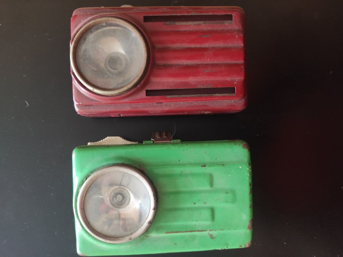 Dwie stare latarki PRL