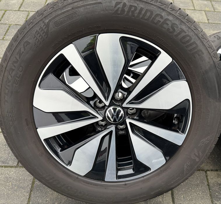 Oryginalne Felgi Volkswagen 5x100 T-cross Kamiq 205/60R16 lato 2023r