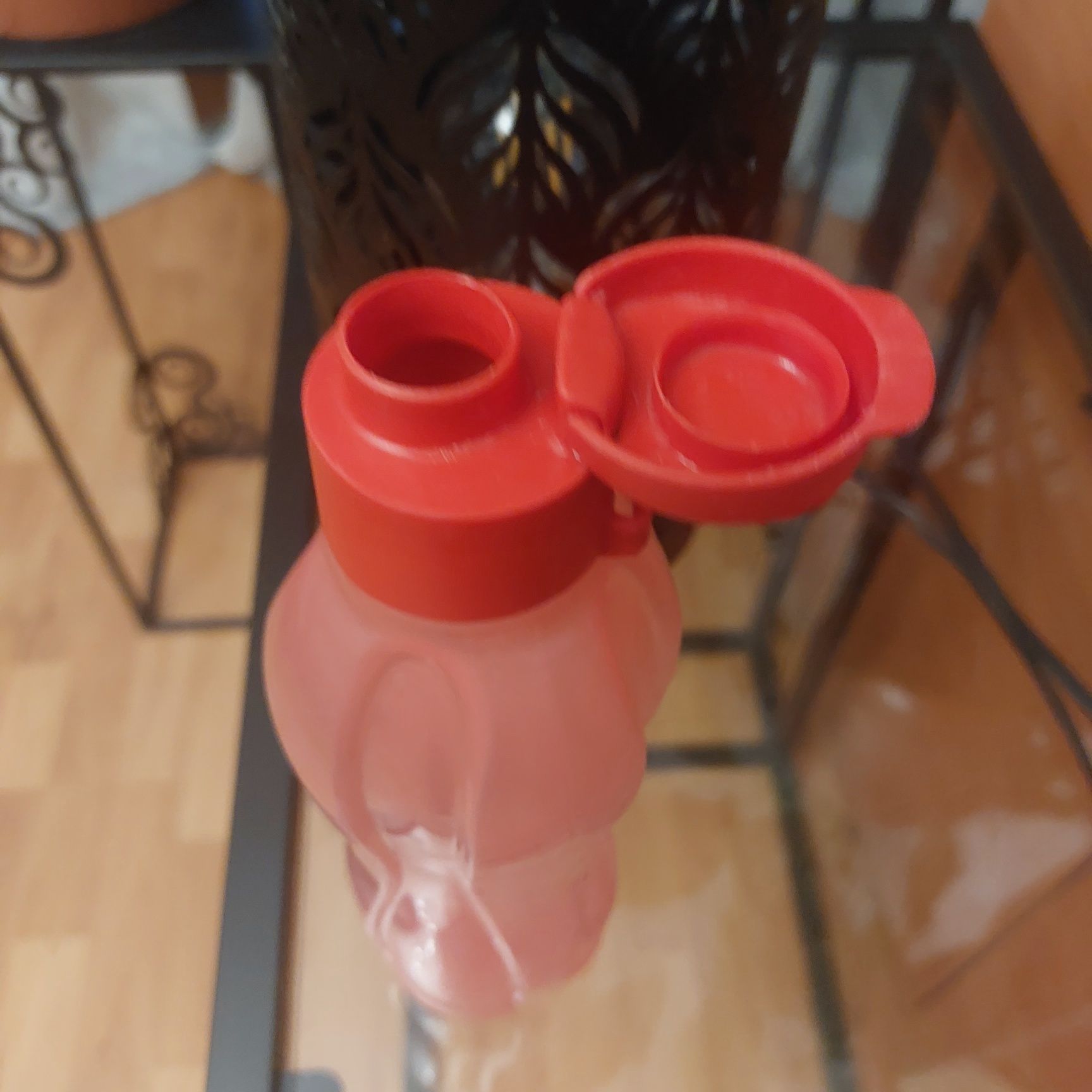 Butelka Tupperware 0,5 l czerwona