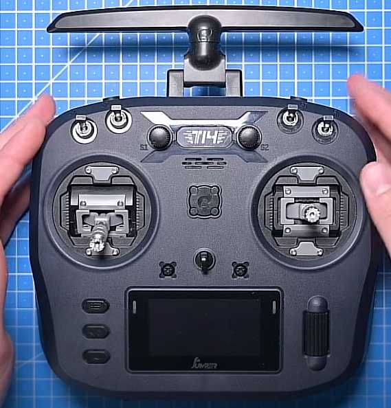 Пульт Jumper T14 2.4G или 915 ELRS