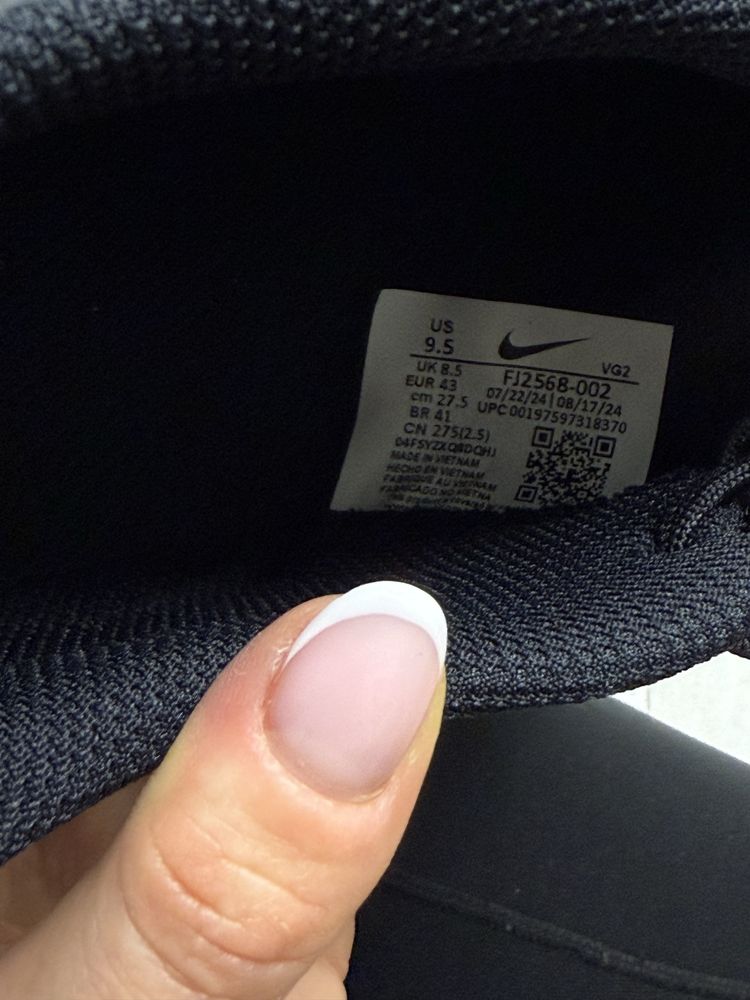 Взуття для залу Nike Phantom GX 2 Club FJ2568-002