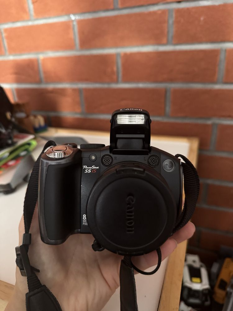 Canon PowerShot S5 IS