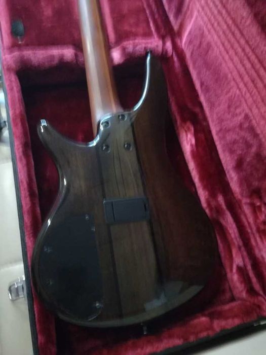 Baixo Ibanez SR 705
