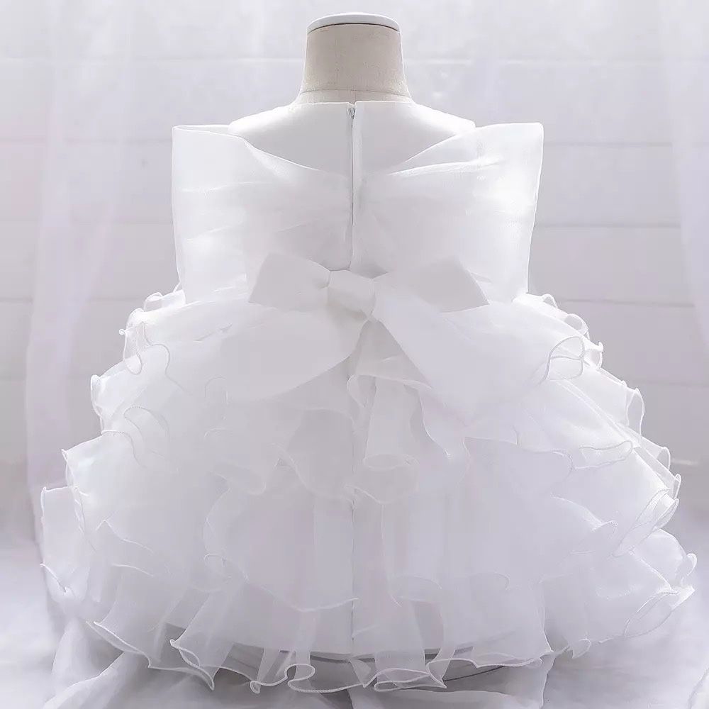Piękna biała suknia z szyfonowych falban 116 nowa