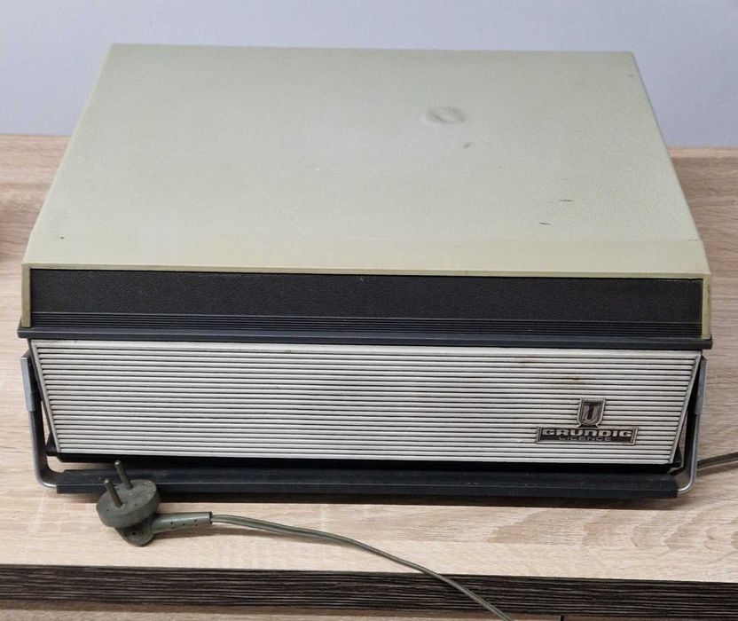 Magnetofon szpulowy Grundig ZK120