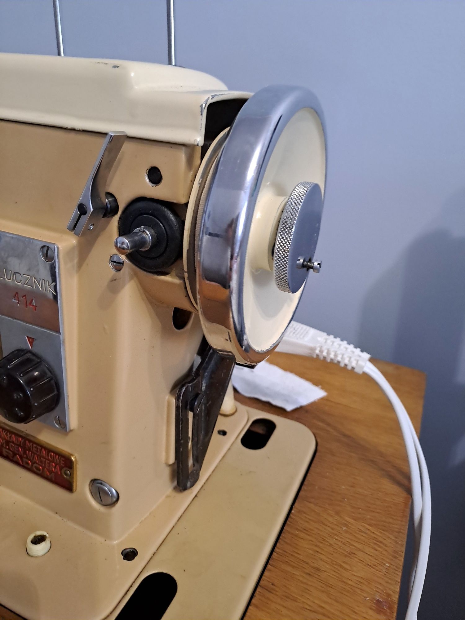maszyna do szycia Łucznik 414 elektryczny
