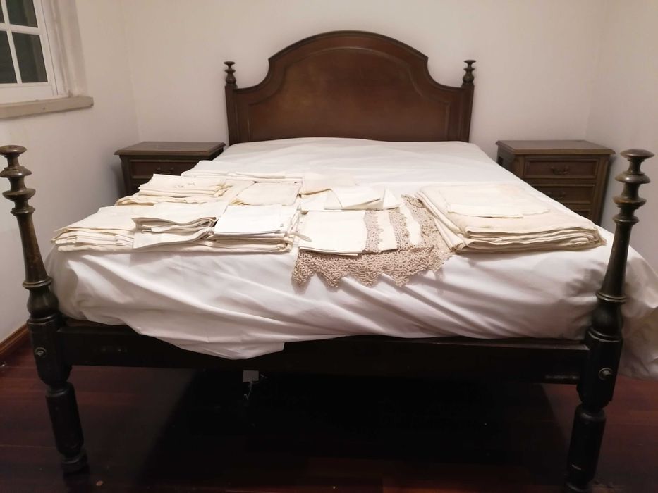 mobília completa de quarto em mogno