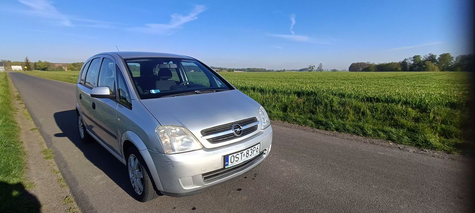 Sprzedam samochód osobowy Opel Meriva 1.6 r 2004