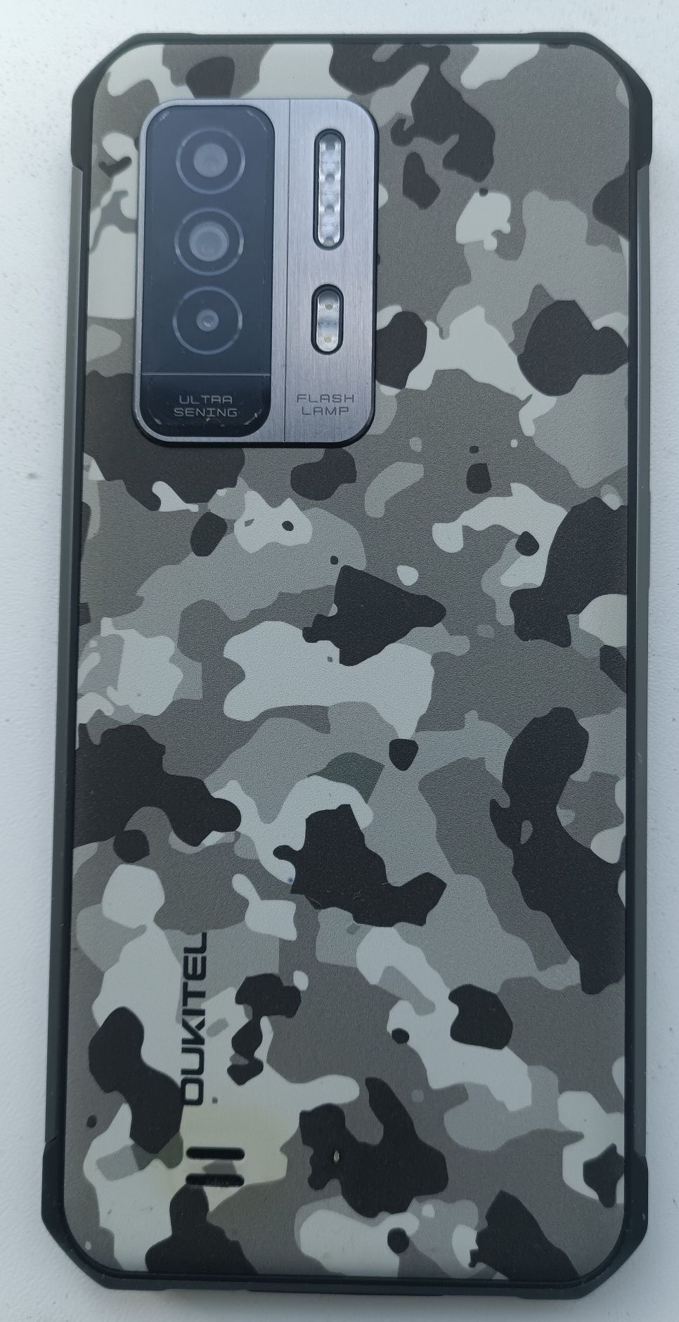 Захищений смартфон OUKITEL WP27