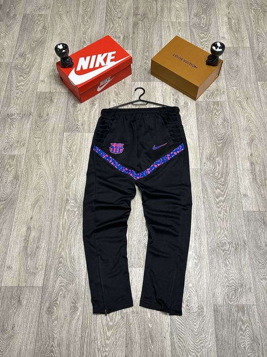 Штаны Nike Dri-FIT F.C. Barcelona Strike