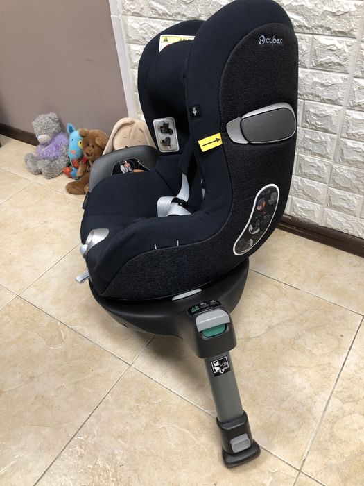 Автокрісло Cybex Sirona Z i-Size 360 Група 0/+1 (0-18 кг) сайбекс