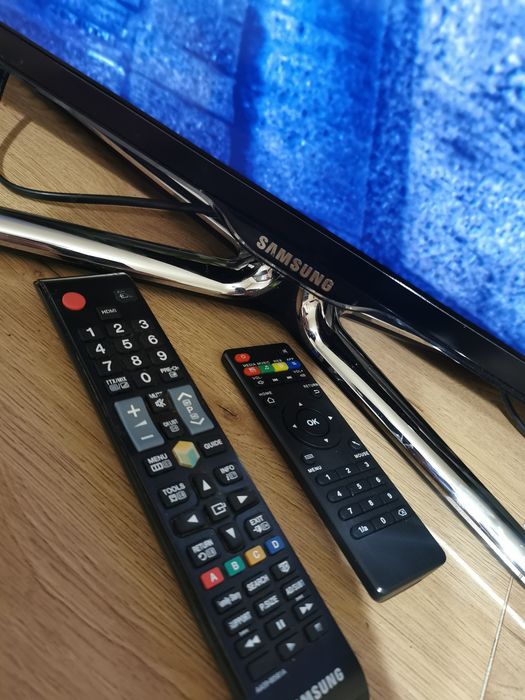 TV Samsung LED 40 cali Smart tv Netflix