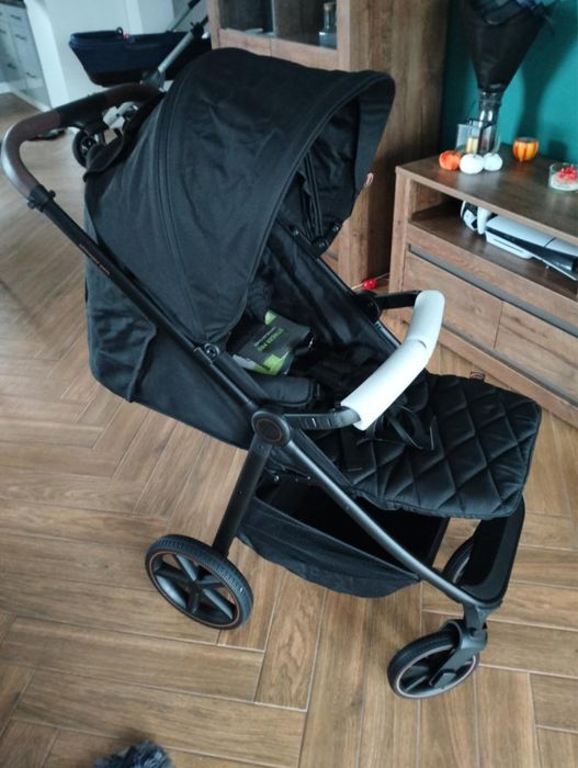 Nowa spacerówka 4Baby Stinger
