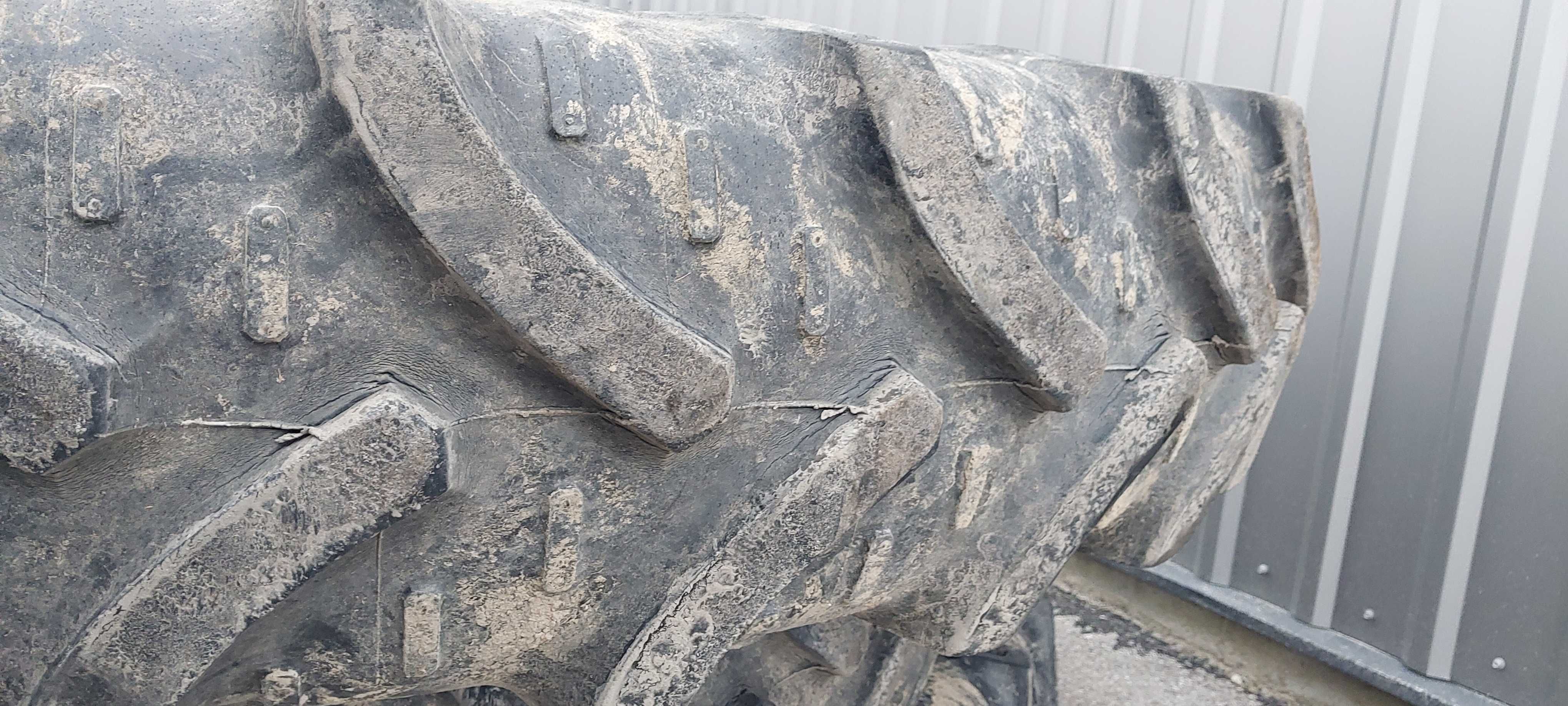 Opony 300/95 R52 Kleber Super3  4 sztuki cena za komplet