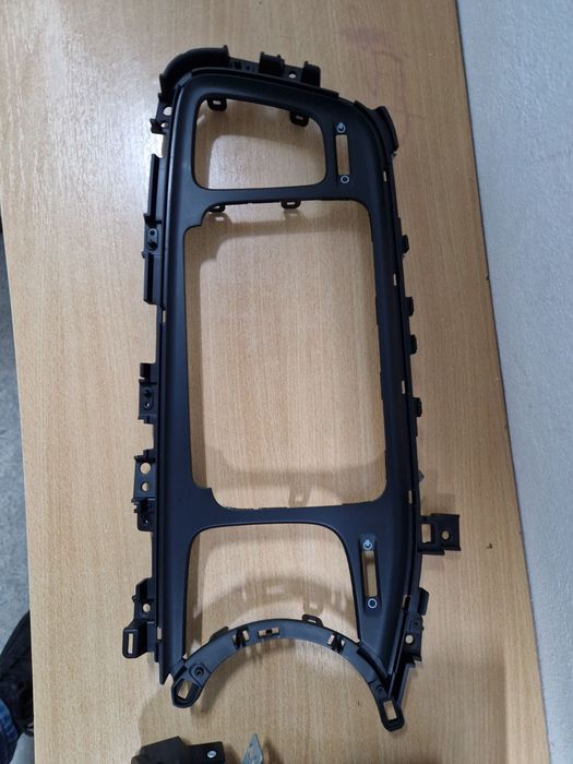 Продам рамку б/у з автомагнітолою киа оптима 2013-2015 р.в