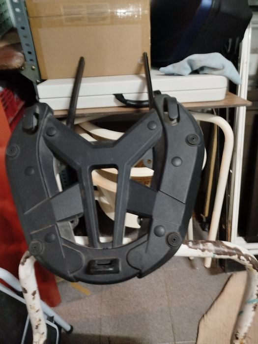 Suporte de mala givi